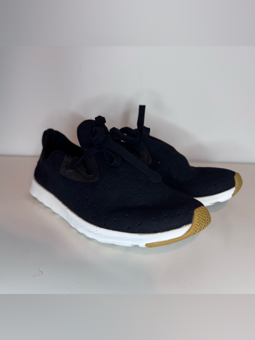 Native Apollo Moc sneakers, great shape